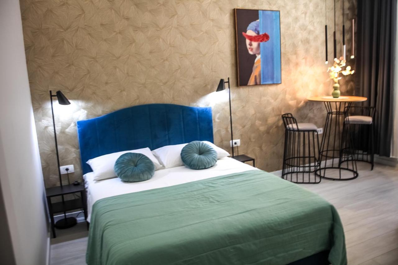 Hedone City Luxury Apartments With Free Parking Pula Ngoại thất bức ảnh