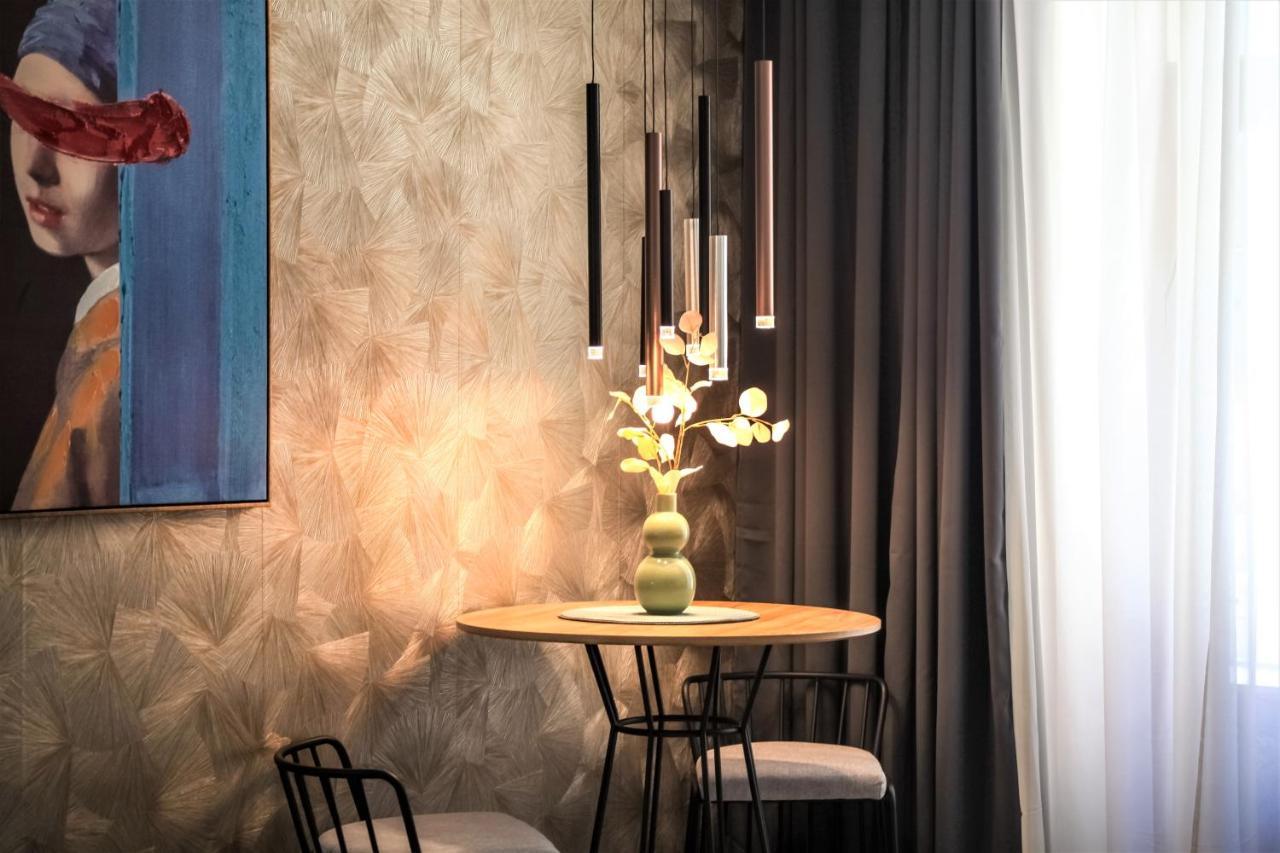 Hedone City Luxury Apartments With Free Parking Pula Ngoại thất bức ảnh