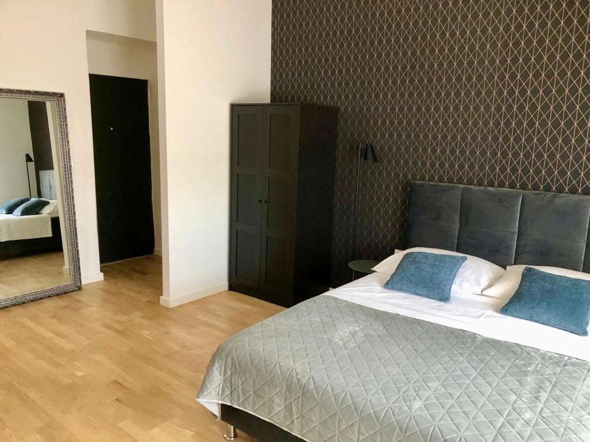 Hedone City Luxury Apartments With Free Parking Pula Ngoại thất bức ảnh