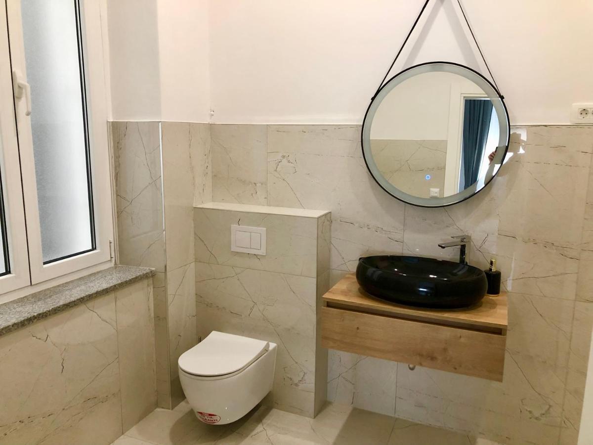 Hedone City Luxury Apartments With Free Parking Pula Ngoại thất bức ảnh